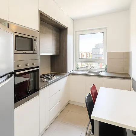 Διαμέρισμα Ada Homes B69