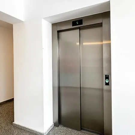 Διαμέρισμα Ada Homes B69