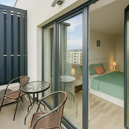 Διαμέρισμα Ada Homes B69